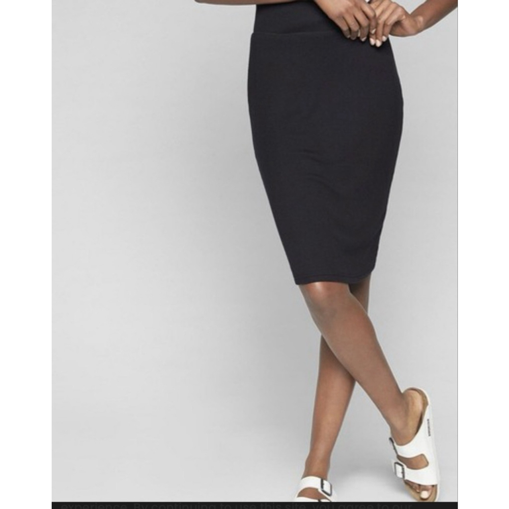 Athleta Encinitas Ribbed Modal skirt Black Size Small